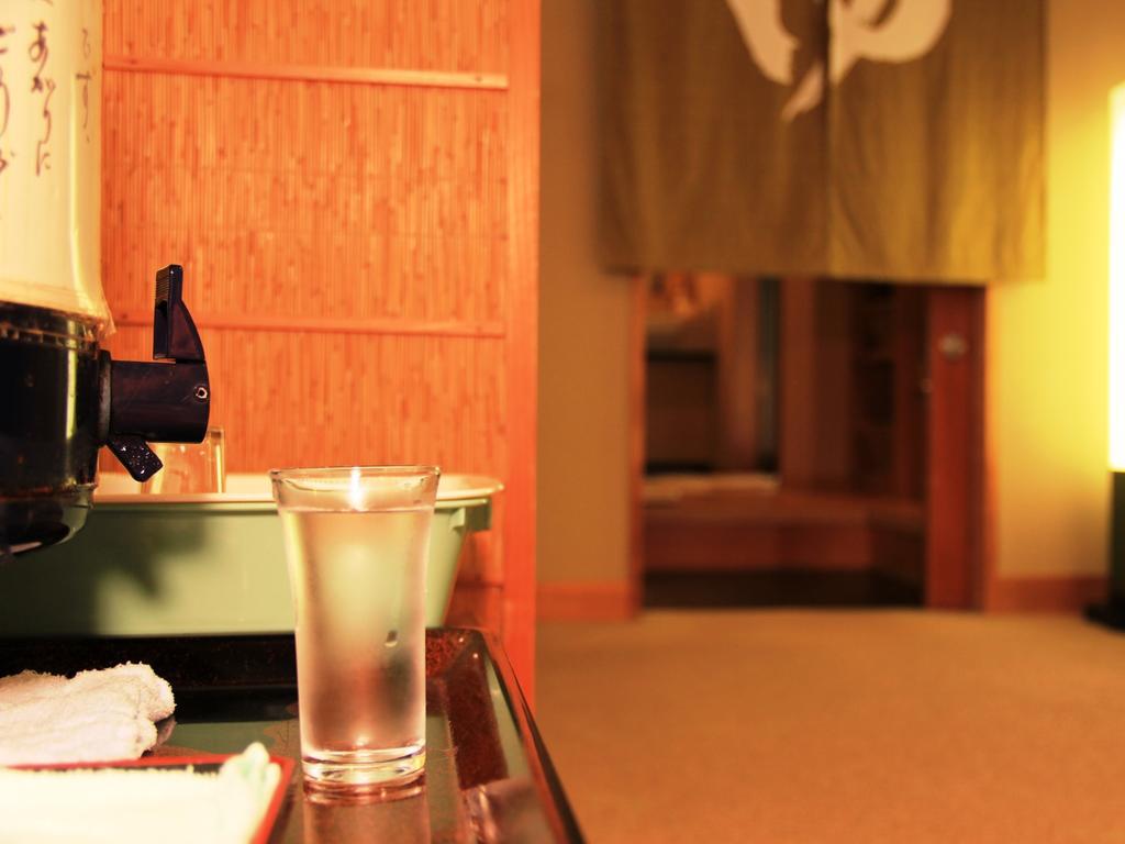 Yamatoya Hotel Яманучи Екстериор снимка