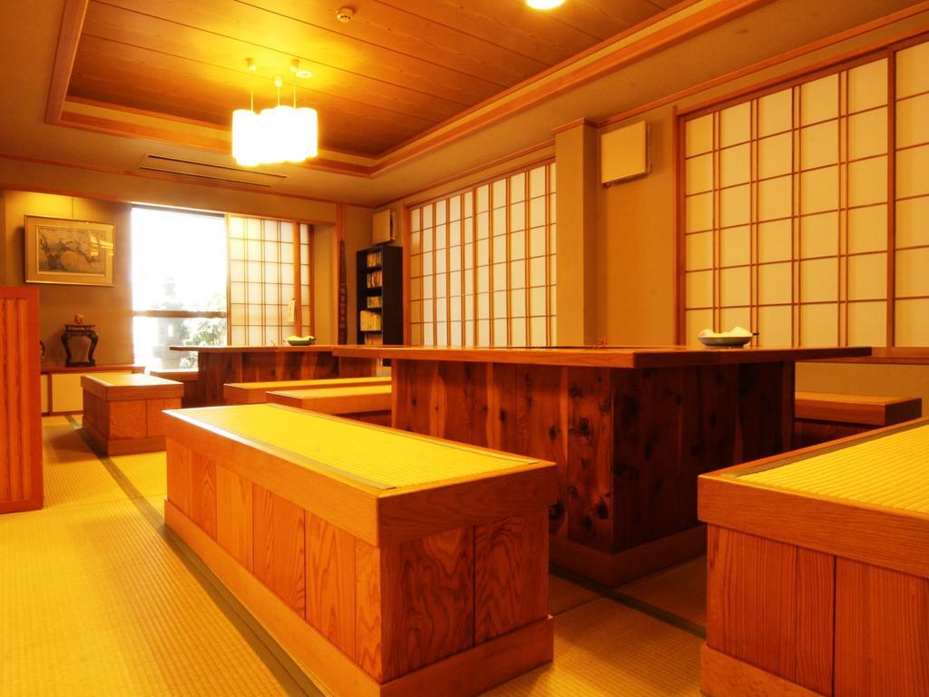 Yamatoya Hotel Яманучи Екстериор снимка